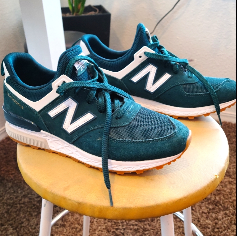 NWOT. Mens shoes